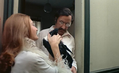 скриншот к Не трогай белую женщину / Touche pas à la femme blanche (1974)